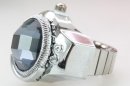 New Stylish Crystal Women Quartz Finger Ring Watch New Stylish Crystal Women Quartz Finger Ring Watch