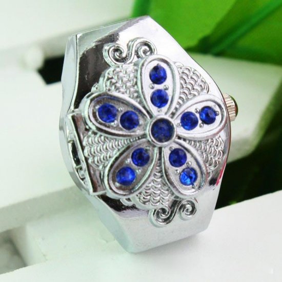 High Quality Floral Rhinestones Quartz Finger Ring Watch - Click Image to Close