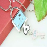 New Cute Metal Lock Design Quartz Pendant Watch