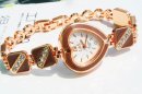 Beautiful Decorative Heart Rhinestone Bracelet Wrist Watch Beautiful Decorative Heart Rhinestone Bracelet Wrist Watch