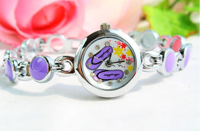Cute Design Purple Bracelet Wrist Watch - Click Image to Close