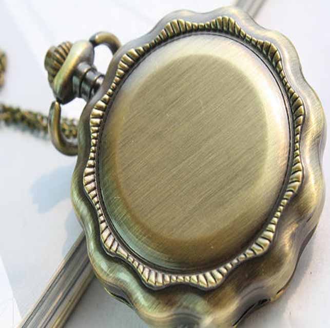 Classical Retro Style Brass Hollow Pendant Pocket Watch - Click Image to Close