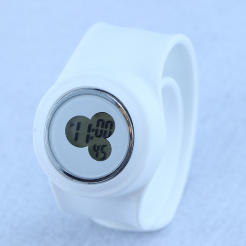 Exquisite Slap Silicone Watch fashion pure white - Click Image to Close