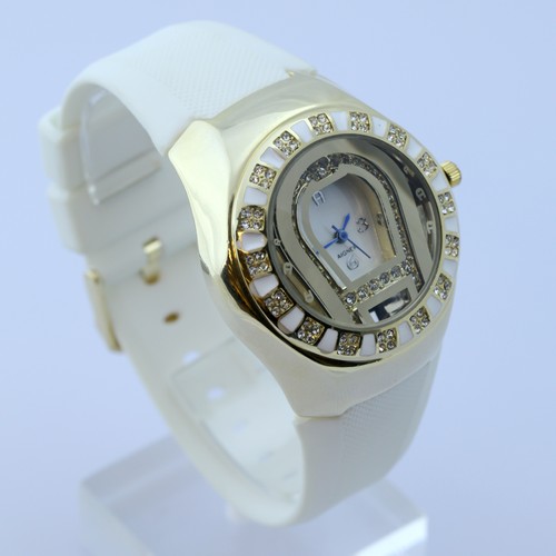 New Arrive women's fathion watch Quartz Rubber belt white - Click Image to Close